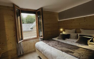 Chambre avec vue de l'hôtel biophilique 9Wagram